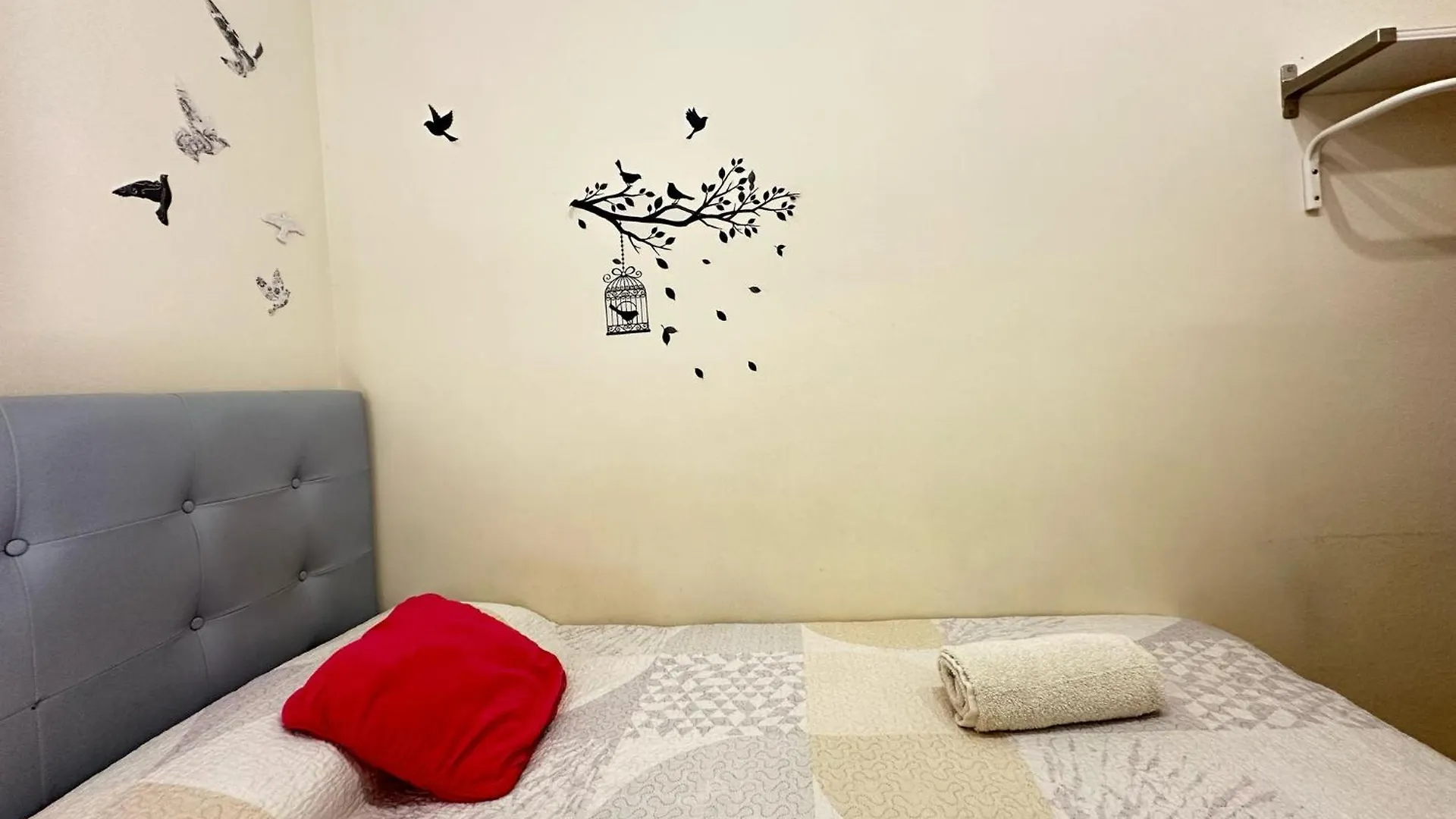 Nuevo Arago Habitaciones Barcelona Bed & Breakfast