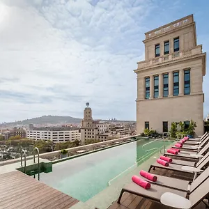 Hotel 45 Times, Barcelone