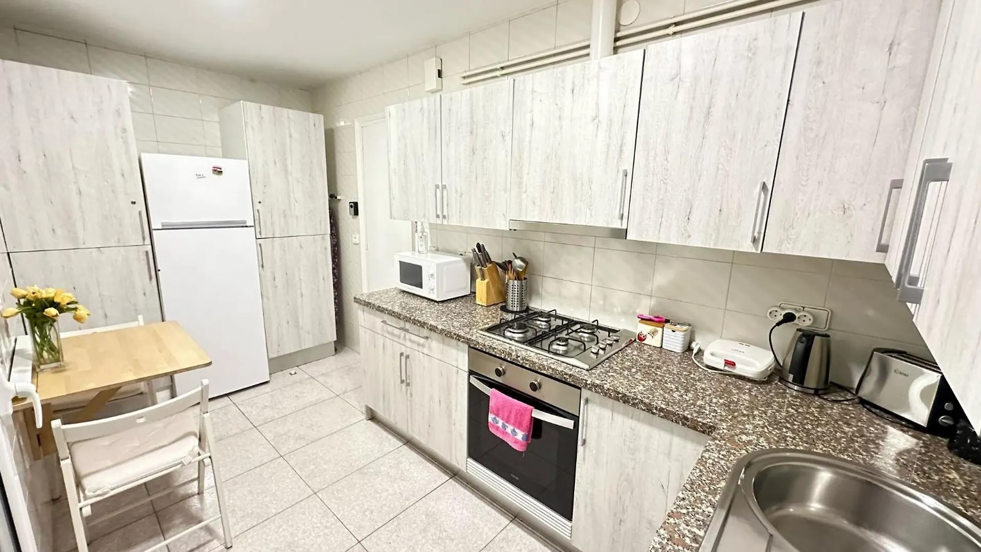 Nuevo Arago Habitaciones Barcellona 0*,