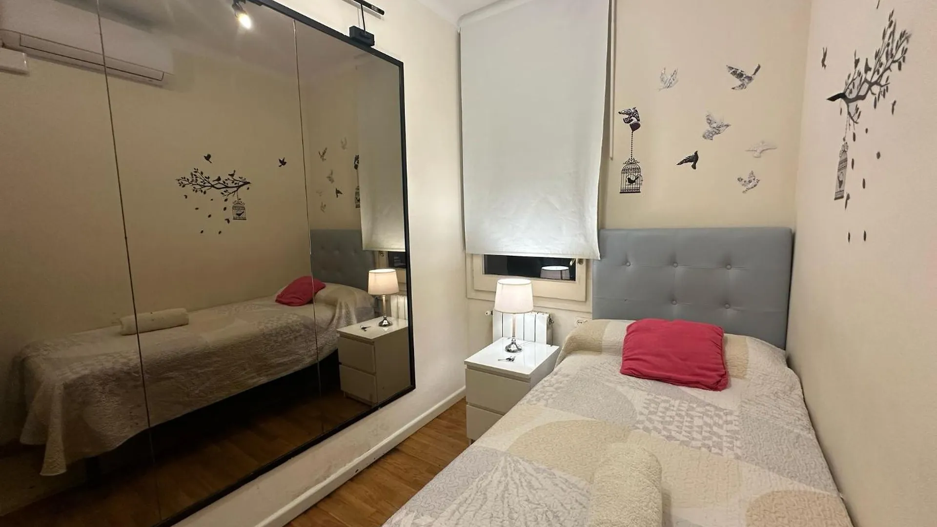 Nuevo Arago Habitaciones Barcellona
